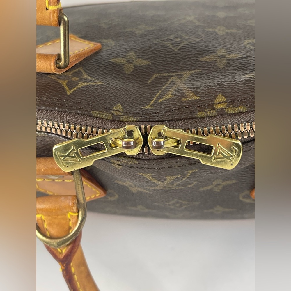 Louis Vuitton Alma Hand Bag - Picture 9 of 16